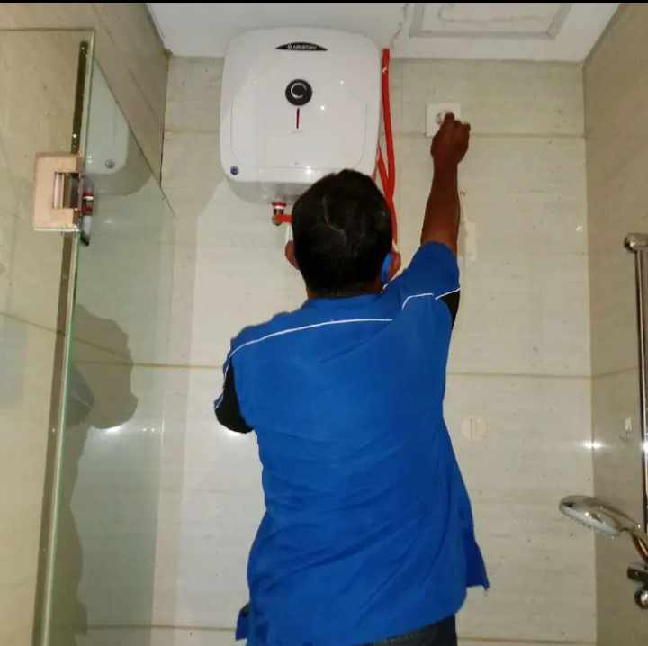 Service Ariston water heater kelap gading jasa perbaikan pemanas air Ariston k