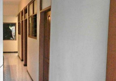 Dijual rumah 9 kmr tidur dkt Plasa Araya&Hotel Grand Mercure