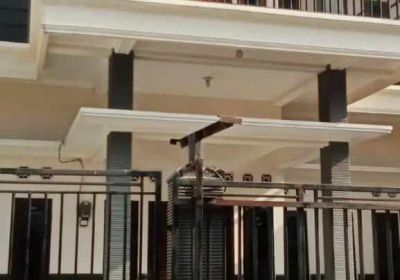 Rumah bonus perabot kota wisata batu(madewo applee)