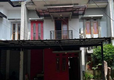 Dijual Cepat Rumah Bagus, Nyaman & Strategis 2 Lantai di Bogor