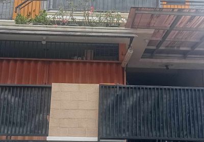Dijual Tanah dan Bangunan Rumah Kost Strategis