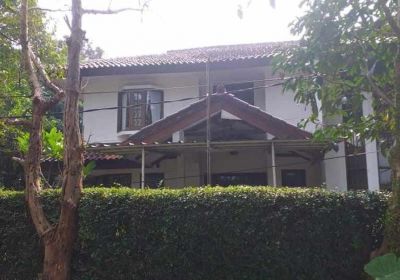 Rumah hook murah view danau di Pamulang serpong