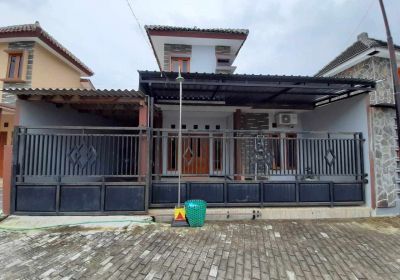 RUMAH CLUSTER DI MOJOLABAN SUKOHARJO