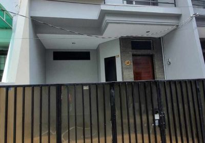 Dijual Rumah Tanjung Duren 63m2 2.5Lt Rambutan Timur 9
