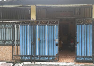 JUAL RUMAH DI BAYUR SARANA INDAH SEPATAN TIMUR KABUPATEN TANGERANG (TANPA PERANT
