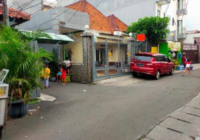 Rumah 12x28, Bonus Kost Kostan Area Raden Saleh Cikini