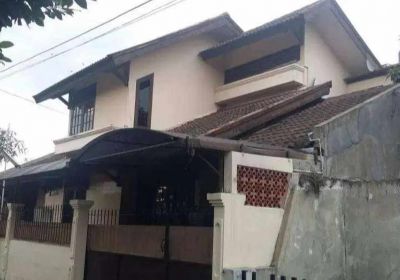 Dijual Jual cepat, sebuah rumah luas & nyaman di Perumahan Margahayu Raya