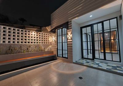 Di jual rumah baru berlokasi di bekasi timur regency blok o