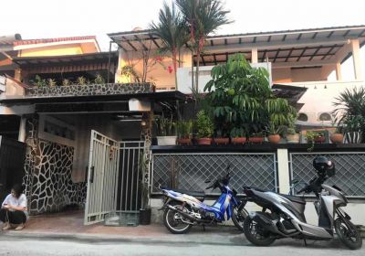 Rumah di Villa Delima Cilandak Jakarta Selatan