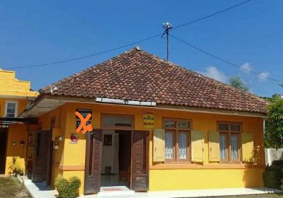 Losmen kota wisata batu(Madewo apples)