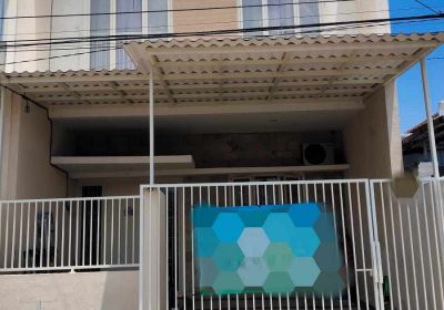 Rumah minimalis 2 lantai nirwana eksekutif Surabaya