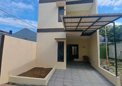 Rumah baru siap huni lubang buaya jakarta