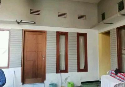Rumah kost 13 kamar+perabot di batu Malang(madewo apples)