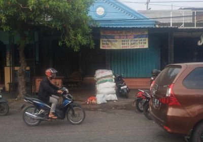 Dijual Rumah di Raya Simo Kalangan Surabaya