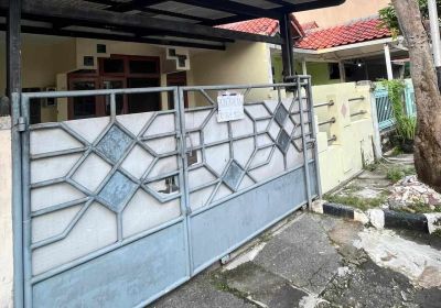 DIKONTRAKAN DISEWAKAN Rumah Tinggal 2lt - Cluster Cemara Banjar Wijaya