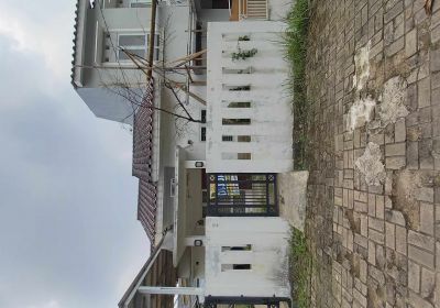 Harga NEGO,dijual rumah cluster 1,35 M,LT 151 dekat GDC & JGU