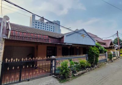 DIJUAL RUMAH (SHM) – KOMPLEK BRI BEKASI BARAT, BEBAS BANJIR