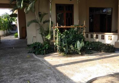 DIJUAL Rumah Di Kediri Luas Sekali Lengkap Dg Tanah Pekarangan