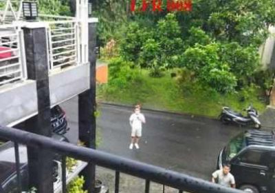 Rumah Siap Huni Bagus Bisa Cash kpr Legenda Wisata Cibubur