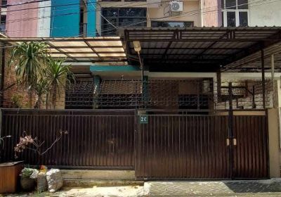 Town House di daerah kampus kampus negeri.