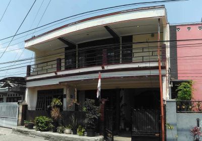 Dijual rumah perum Sawojajar