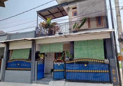 Jual Rumah 2 Lantai Nego